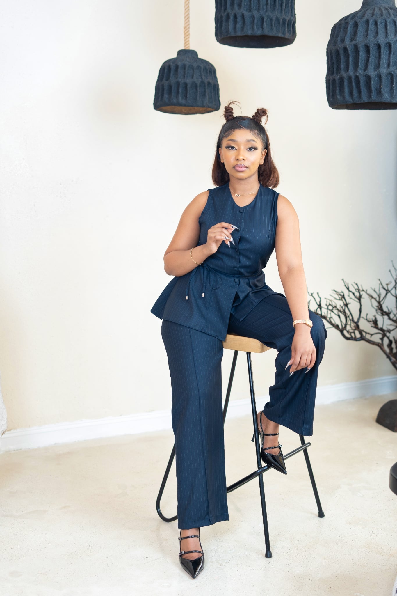 Nonis Pinstripe Pintuck Pants - Navy Blue