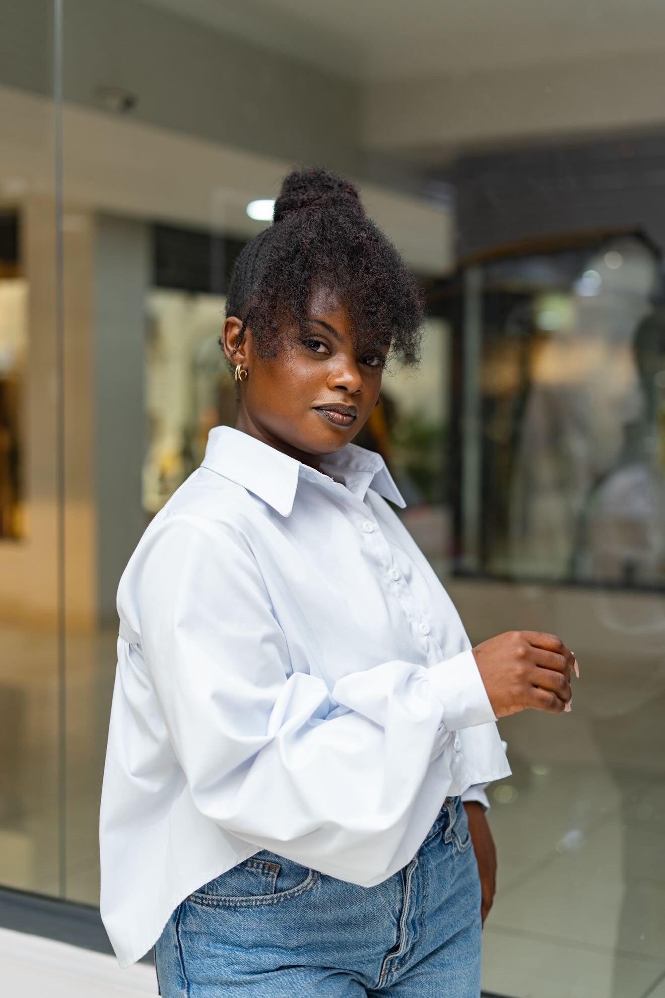 Amara High-Low shirt