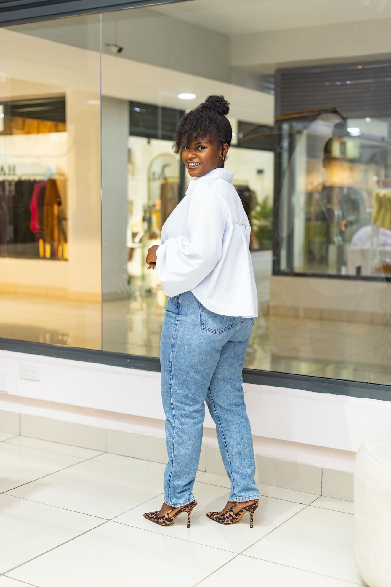 Amara High-Low shirt