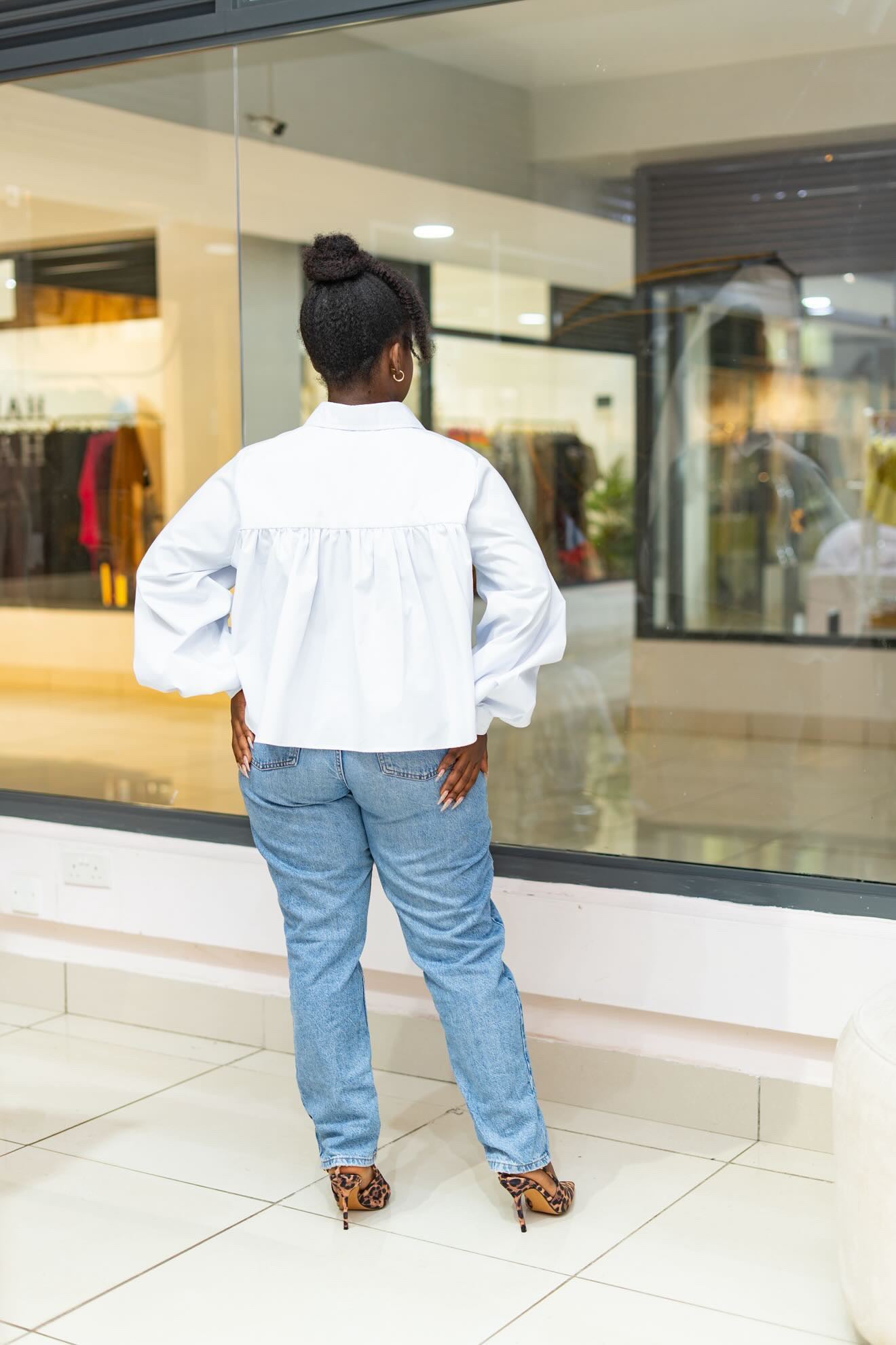 Amara High-Low shirt
