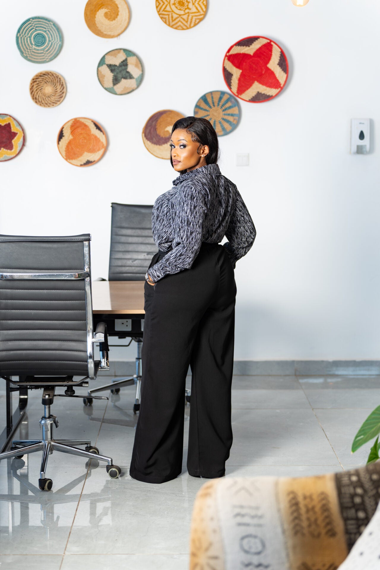 Classic Straight Leg Pants - Black