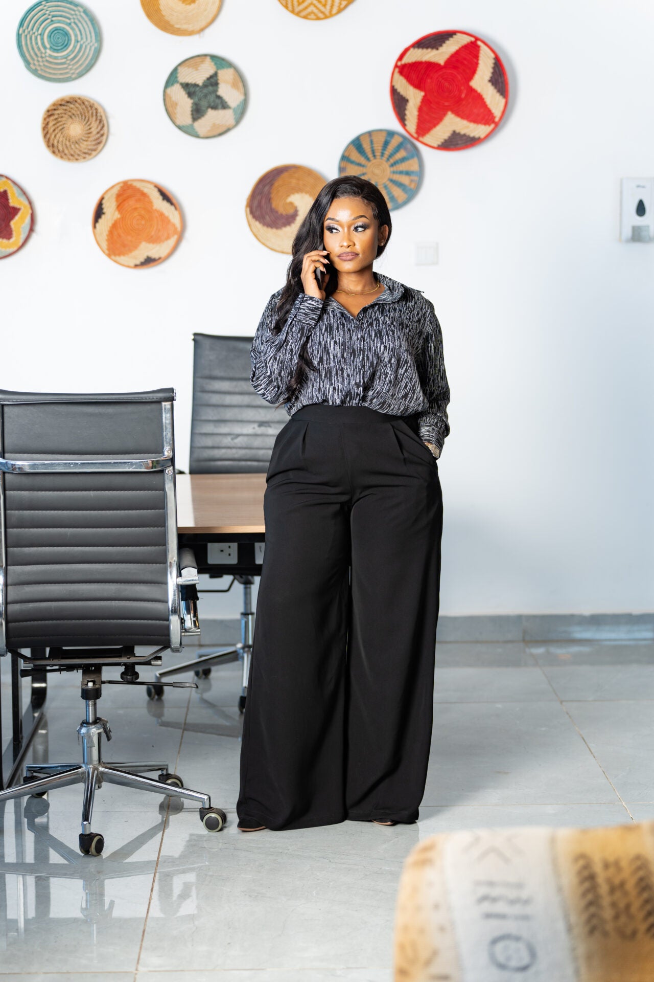 Classic Straight Leg Pants - Black